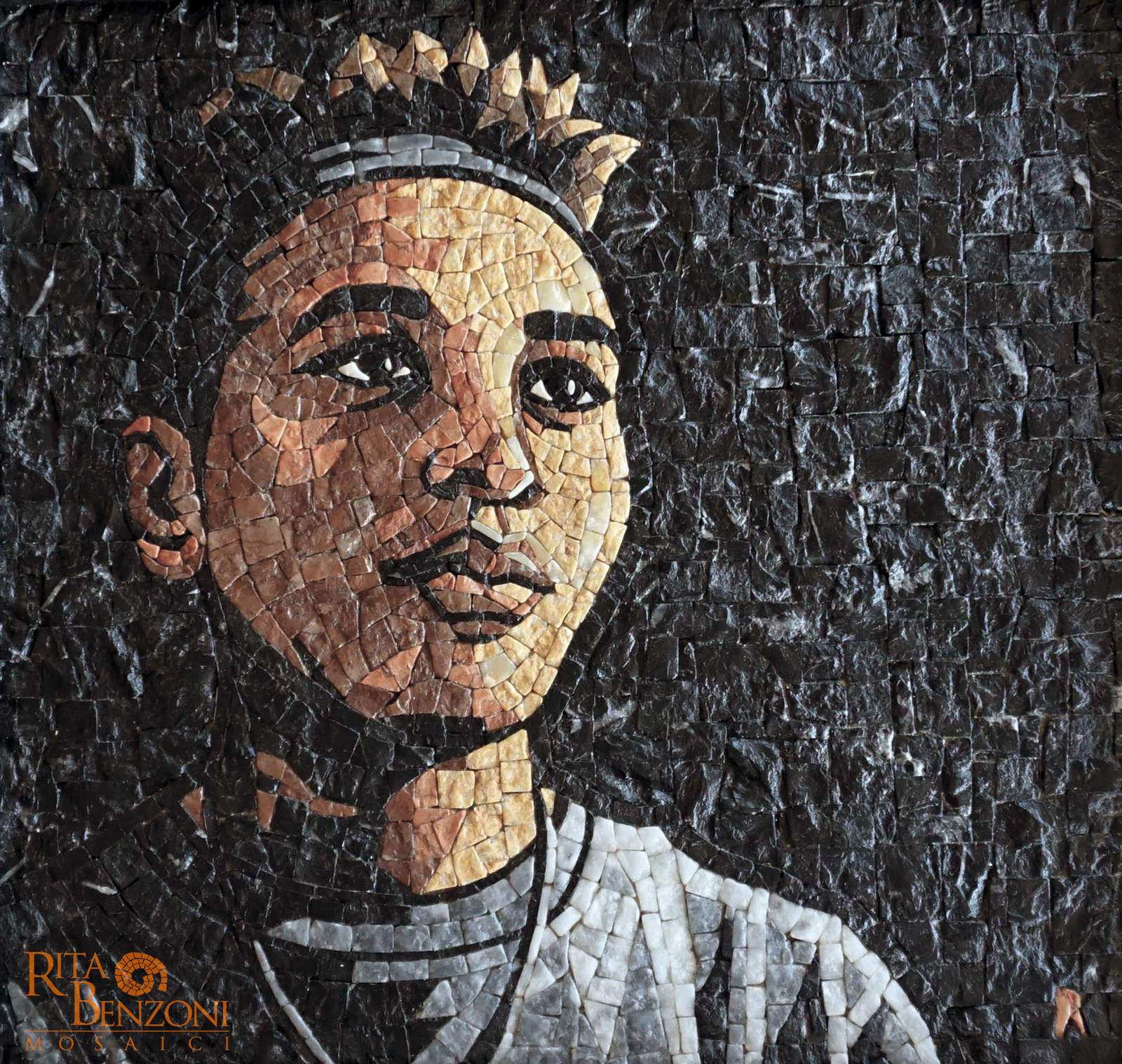 Ritratto di AITOK a mosaico-Rita Benzoni Mosaicista